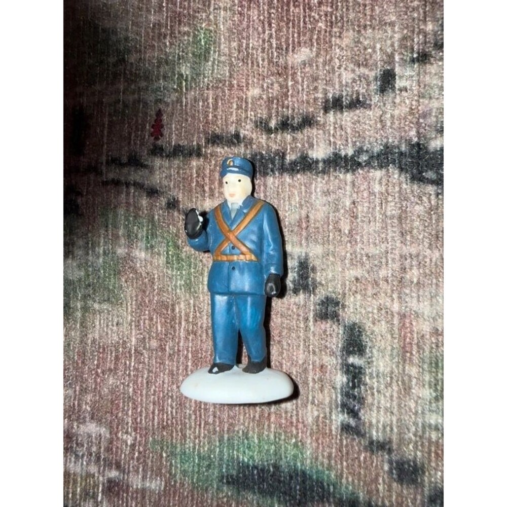 Mini conductor trinket toy